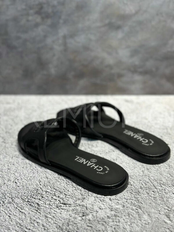 Chanel шлепанцы PR510603 5