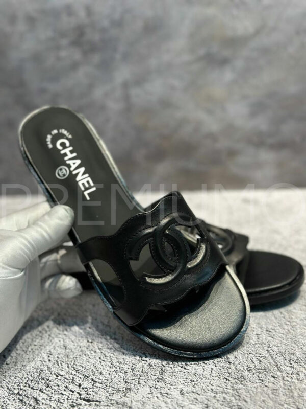 Chanel шлепанцы PR510603 2