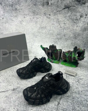 Balenciaga кроссовки PR851940