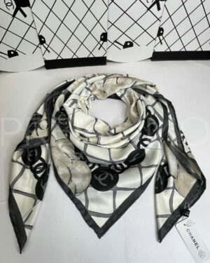 Chanel платок PR565348