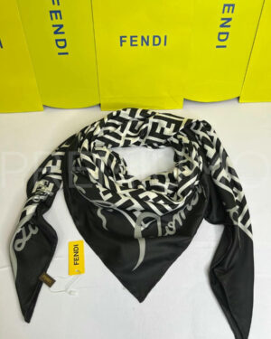 Fendi платок PR931815