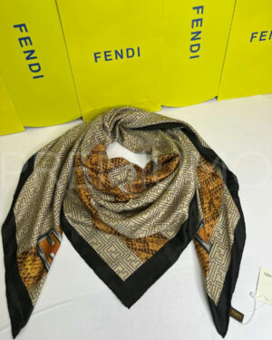 Fendi платок PR804468