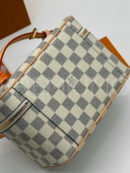 Louis Vuitton косметичка PR989401 21