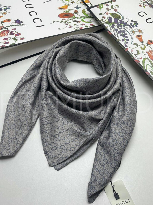 Gucci платок PR749039
