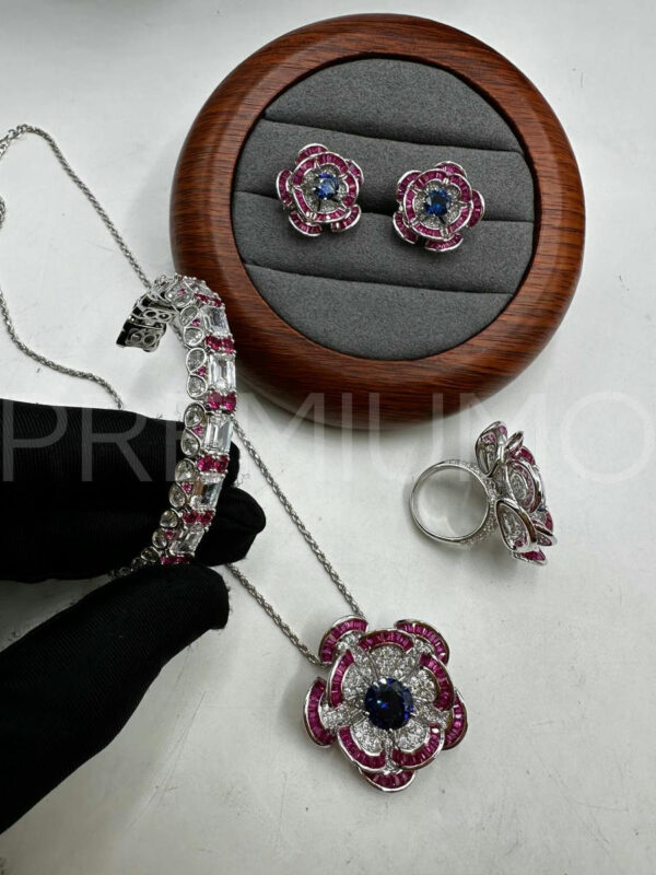 Bvlgari колье PR494682 2