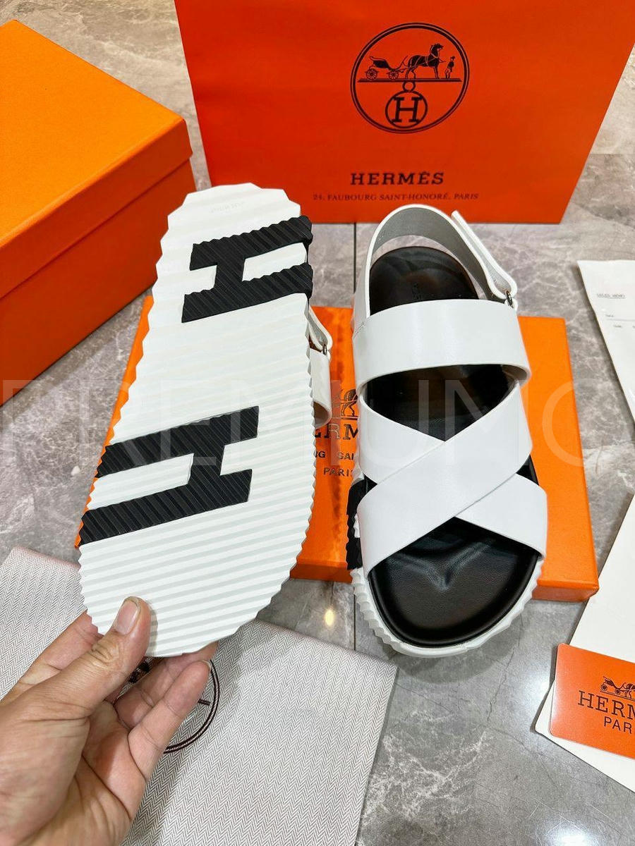 Hermes шлепанцы PR675436 7 Hermes шлепанцы PR675436 7