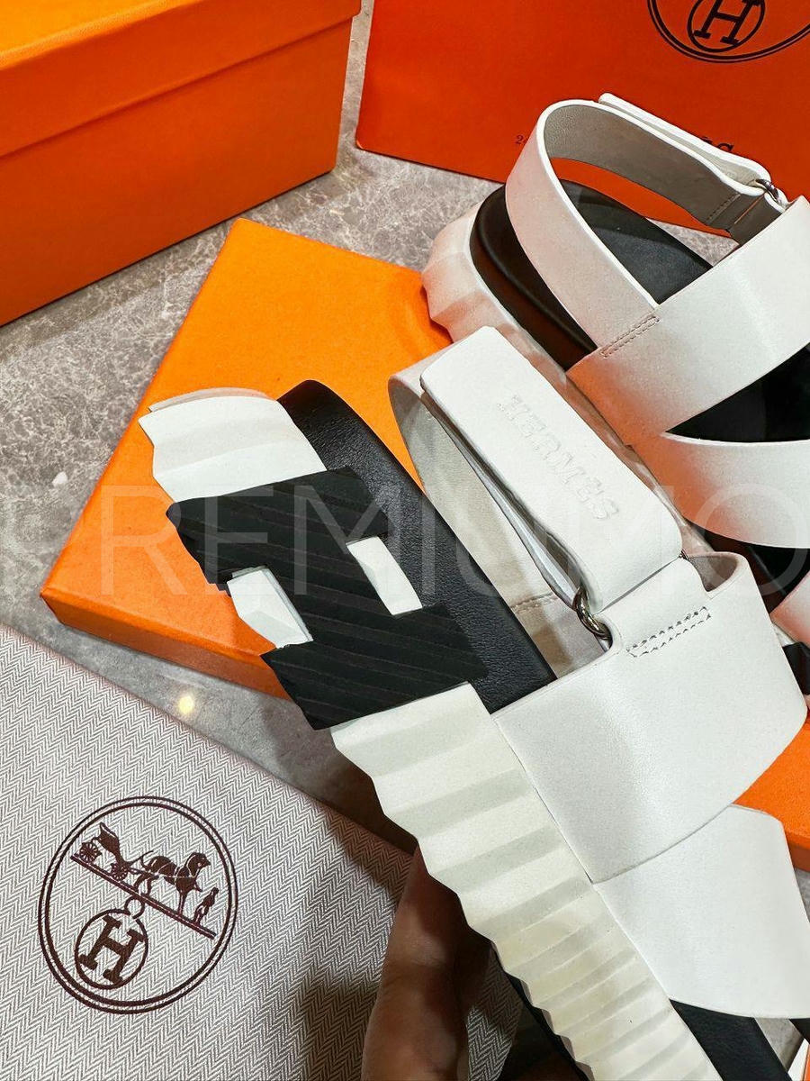 Hermes шлепанцы PR675436 9 Hermes шлепанцы PR675436 9