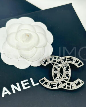 Chanel брошь PR891482