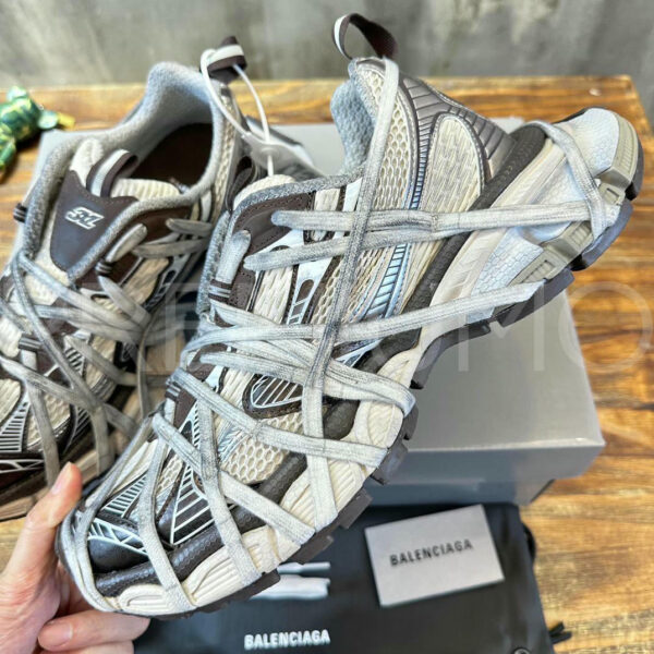 Balenciaga кроссовки PR718403 3
