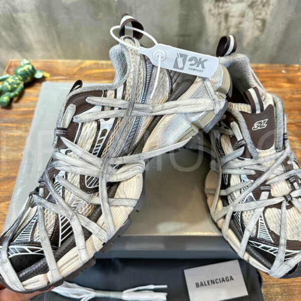 Balenciaga кроссовки PR718403 4