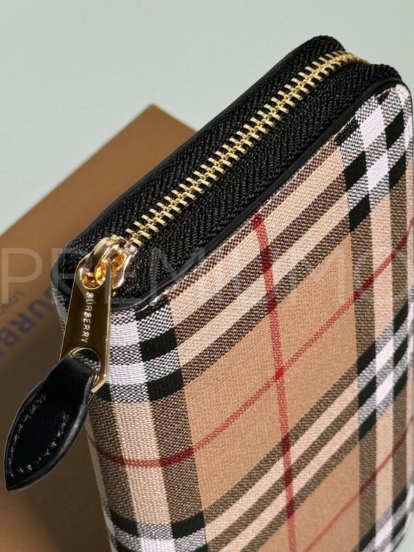 Burberry кошелек PR711454 5