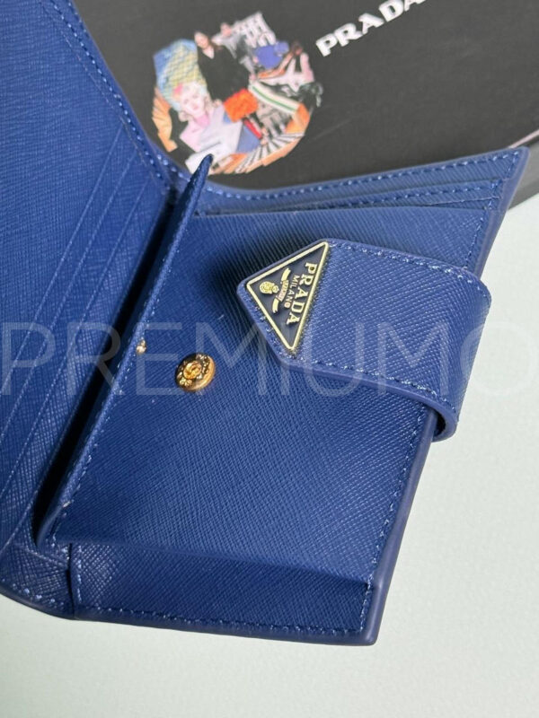 Prada кошелек PR750368 5