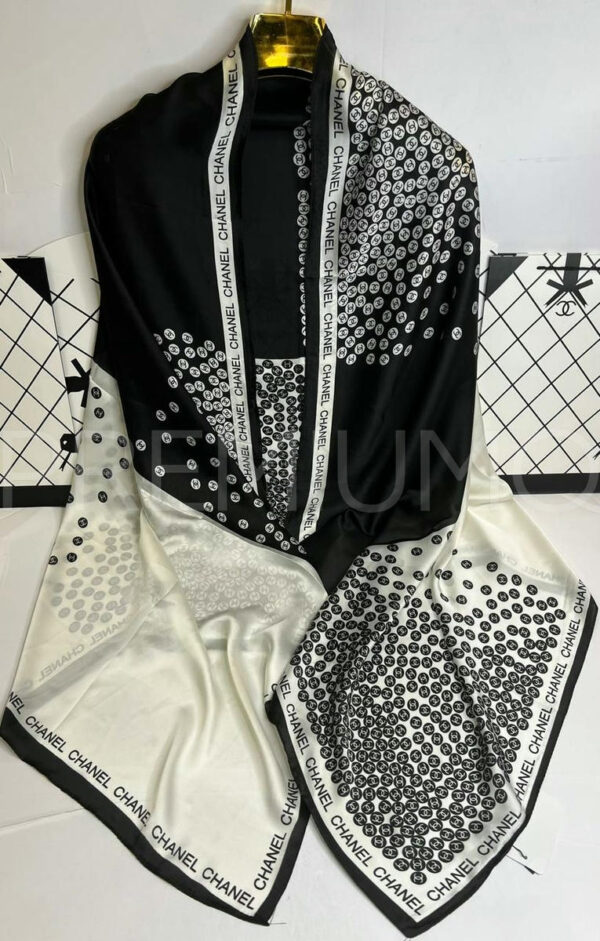 Chanel палантин PR796987
