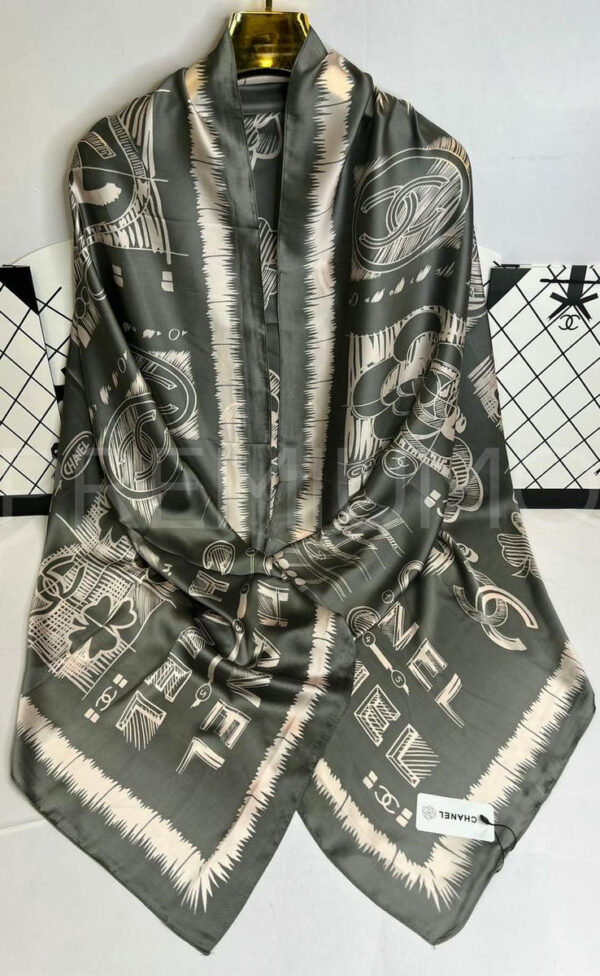 Chanel палантин PR345583