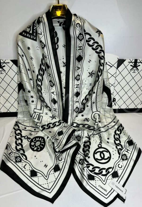 Chanel палантин PR363247
