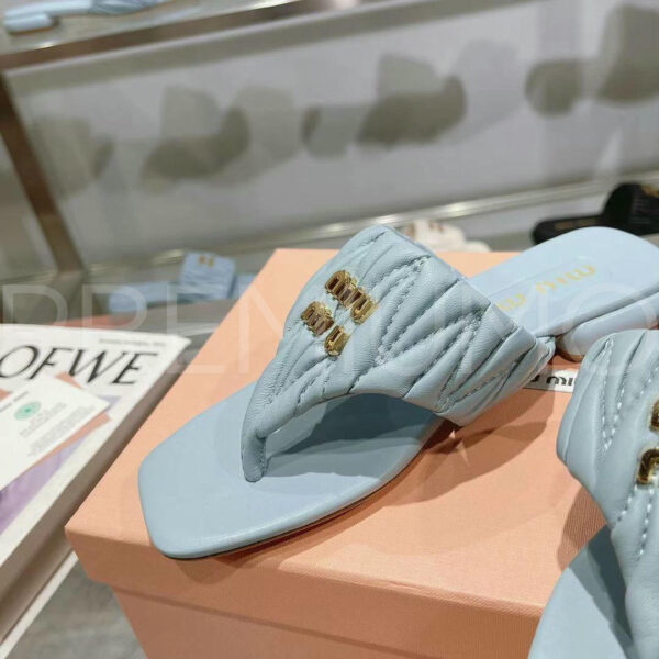 Miu Miu шлепанцы PR937206 8