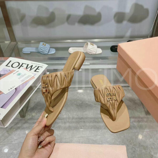 Miu Miu шлепанцы PR591439 2