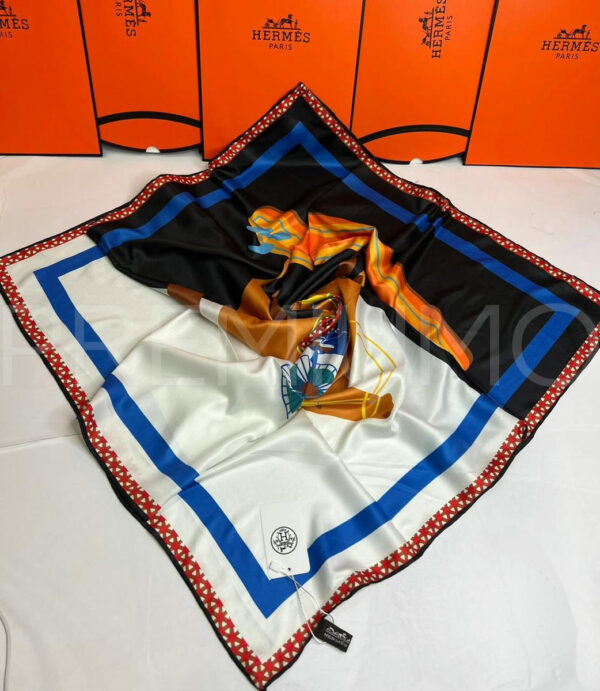 Hermes платок PR799331