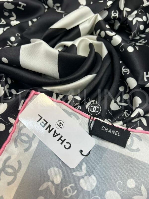 Chanel платок PR879820 3