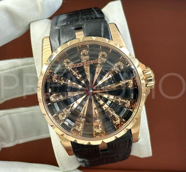Roger Dubuis часы PR644194