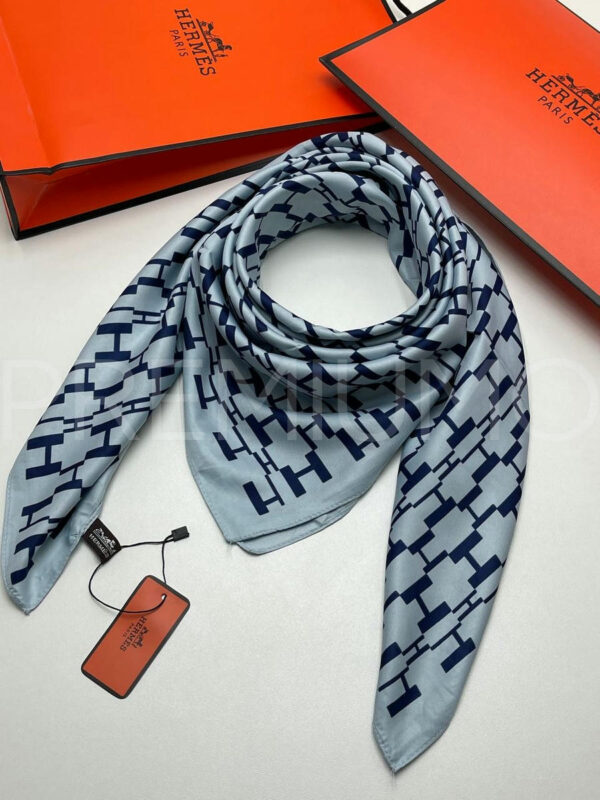Hermes платок PR333757