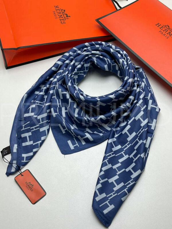 Hermes платок PR281376