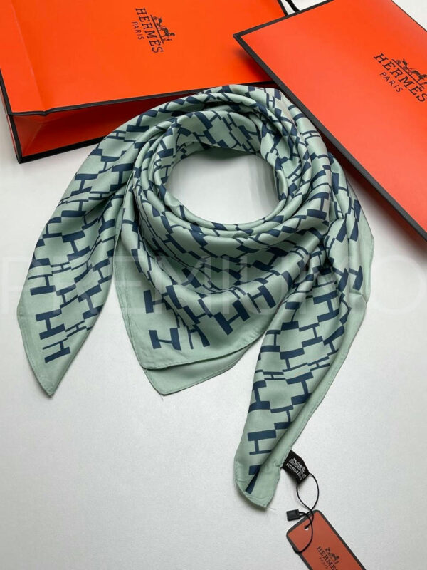 Hermes платок PR564590