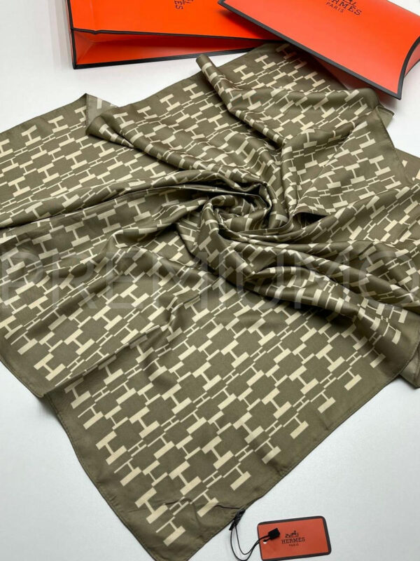 Hermes платок PR717246 2