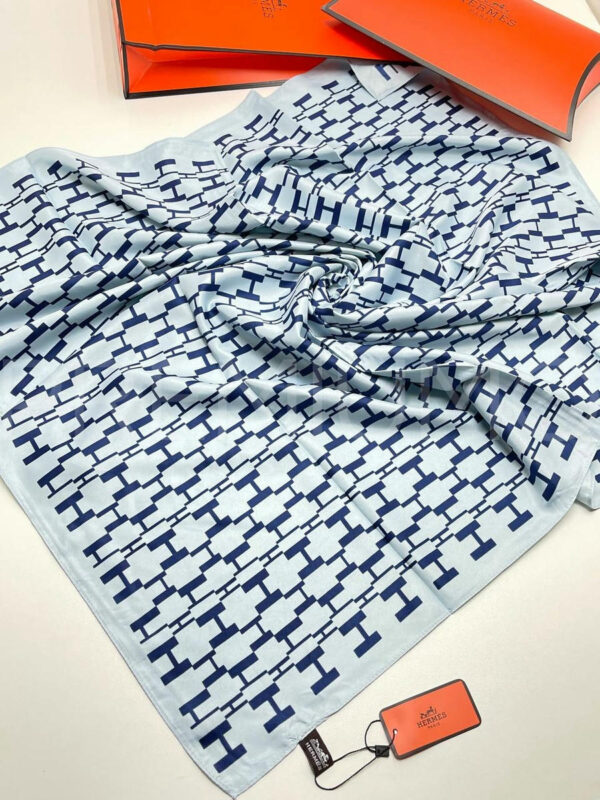 Hermes платок PR333757 2