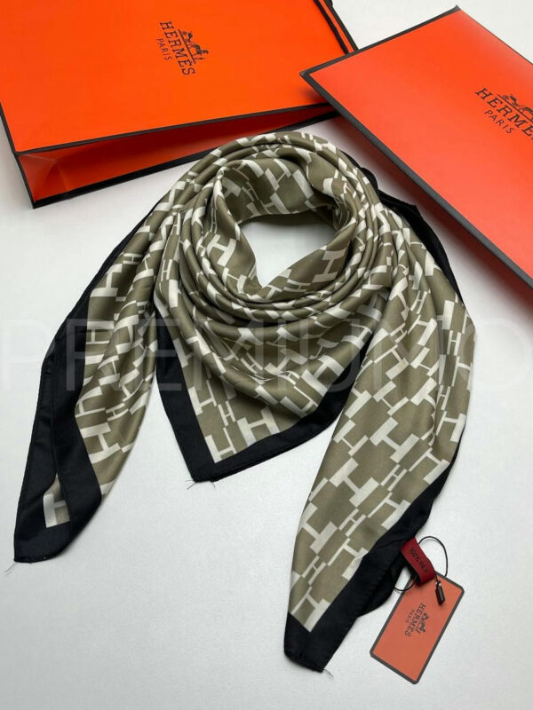 Hermes платок PR656461