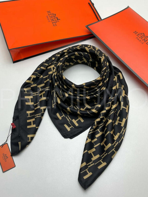 Hermes платок PR657155