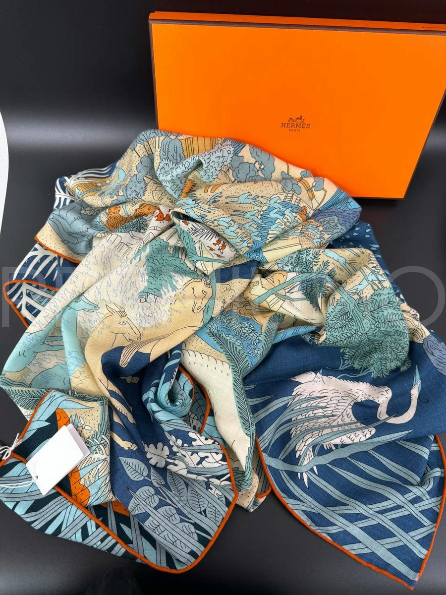 Hermes платок PR732331 Hermes платок PR732331