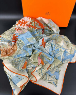 Hermes платок PR804600