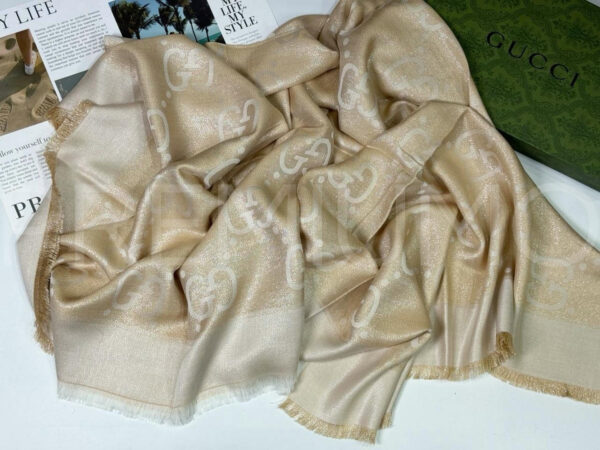 Gucci платок PR941044