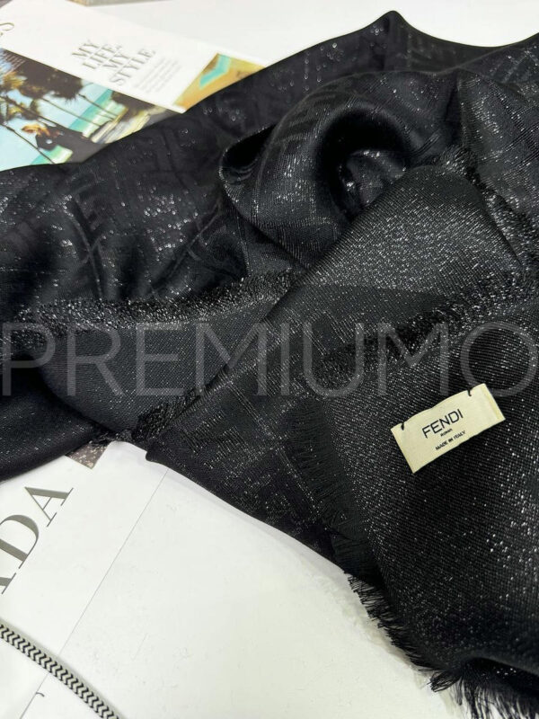 Fendi платок PR421727 2