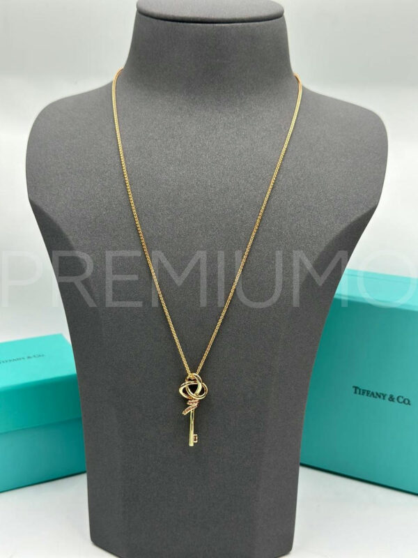 Tiffany & Co. кулон без камней PR803759