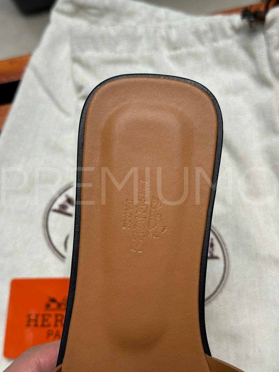 Hermes шлепанцы PR765701 7 Hermes шлепанцы PR765701 7