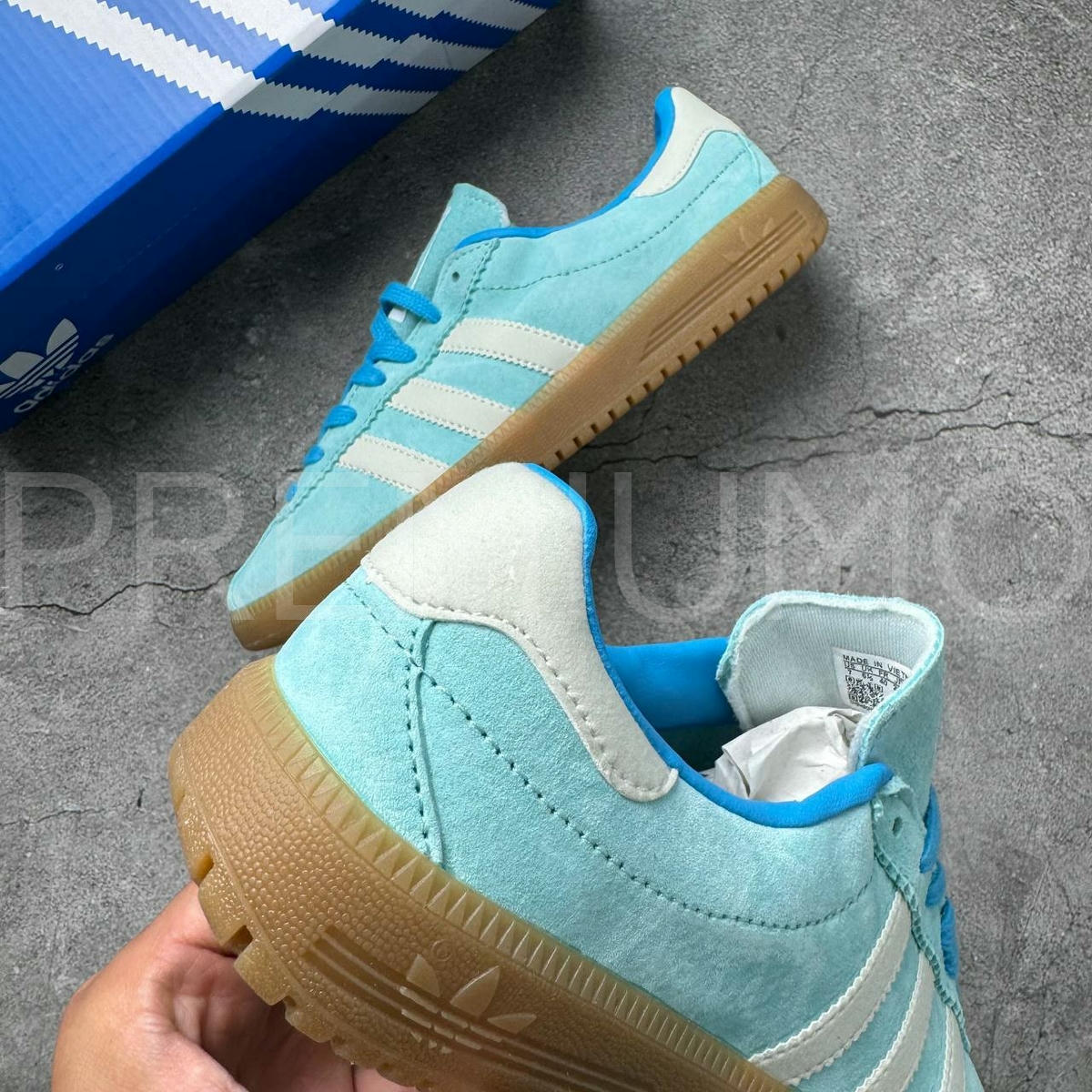 Adidas кроссовки PR682662 3 Adidas кроссовки PR682662 3