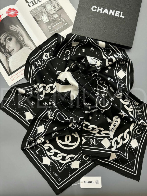 Chanel платок PR734966