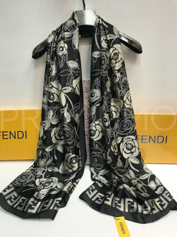 Fendi палантин PR664548 2