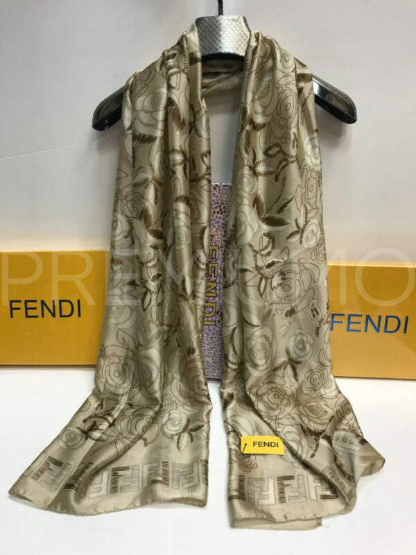 Fendi палантин PR226540 2