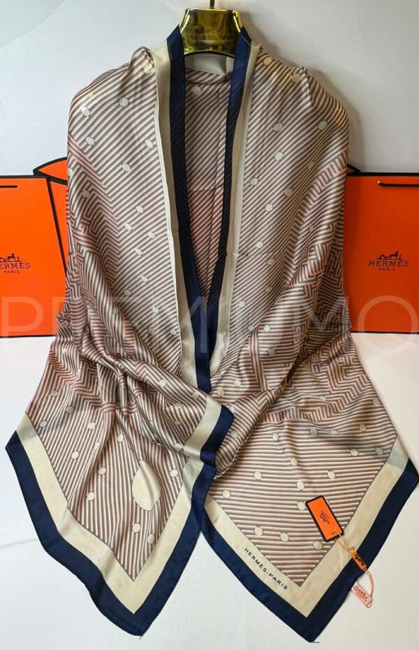 Hermes палантин PR861513