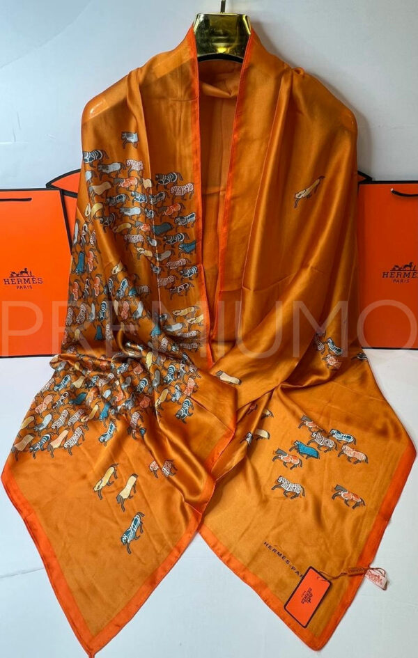 Hermes палантин PR476575