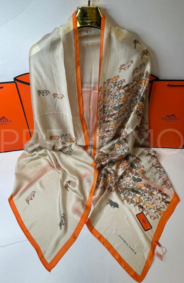 Hermes палантин PR919423