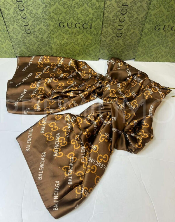 Gucci палантин PR732936 2