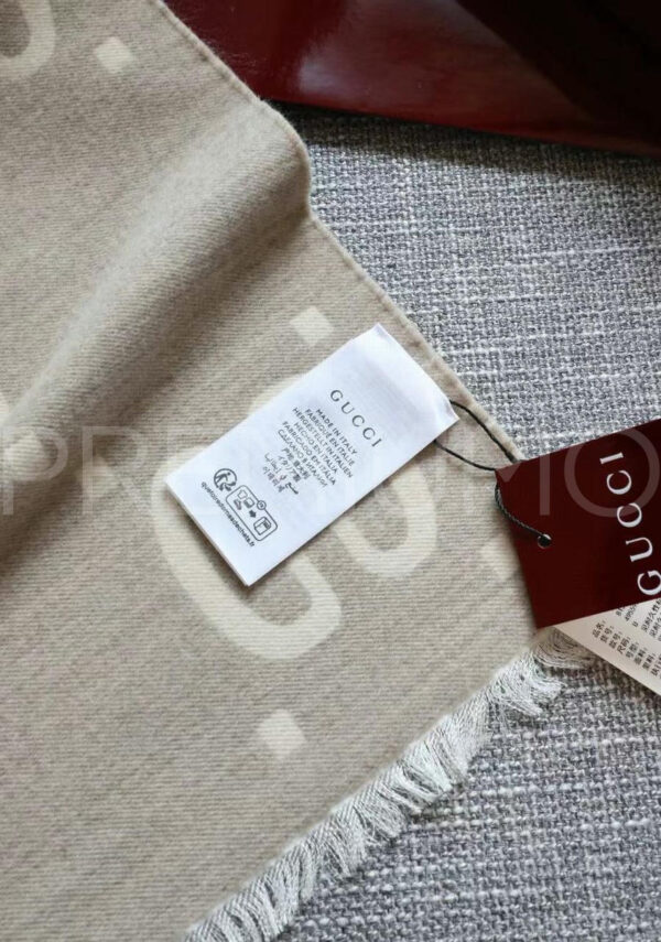 Gucci шарф PR661877 3