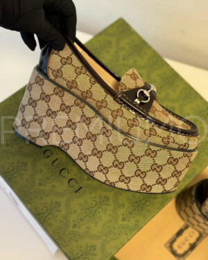 Gucci лоферы PR253493