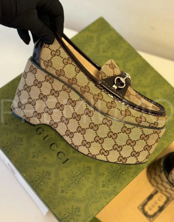 Gucci лоферы PR253493