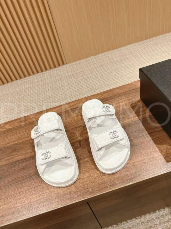 Chanel шлепанцы PR281598 4