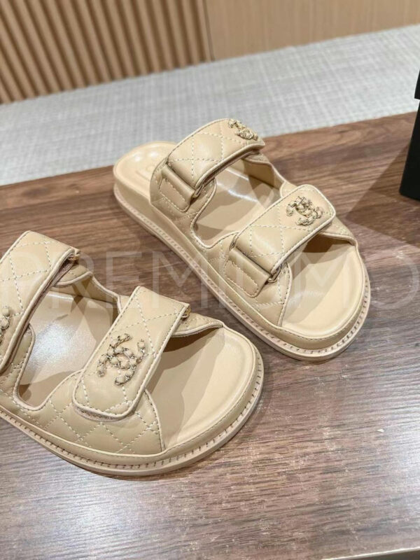 Chanel шлепанцы PR785972 3